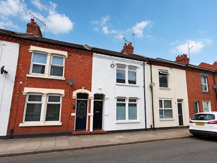 2 Bedroom Terraced House For Sale In Lea Road, Abington, Northampton, NN1