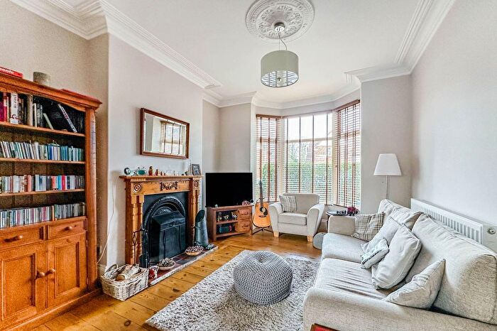 3 Bedroom Terraced House For Sale In Ella Street, Hull, HU5