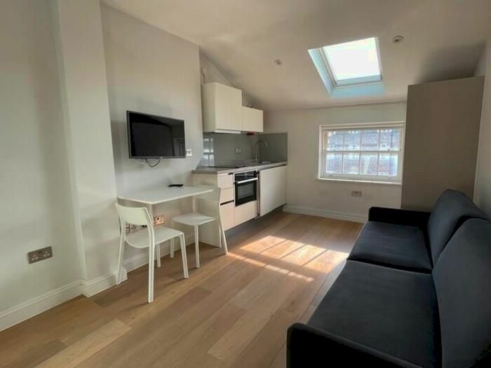 Studio To Rent In College Crescent, London, NW3