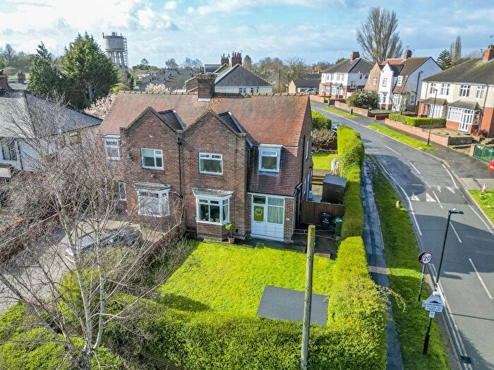 3 Bedroom Semi Detached House For Sale In Boroughbridge Road, Holgate, York, YO26