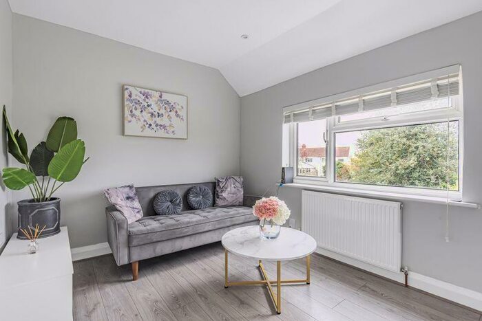 2 Bedroom Flat To Rent In Bulan Road, Oxford, OX3