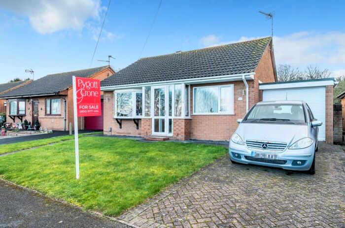 2 Bedroom Detached Bungalow For Sale In Linden Avenue, Branston, LN4