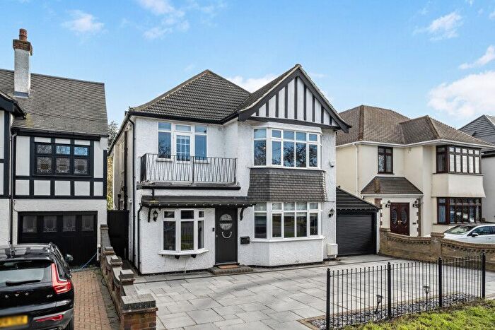 4 Bedroom Detached House For Sale In Main Road, Romford, RM2