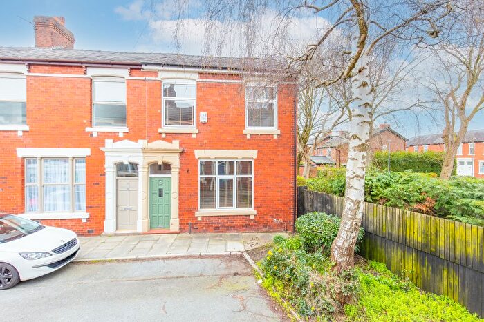 3 Bedroom End Terrace House For Sale In Dove Avenue, Penwortham, PR1
