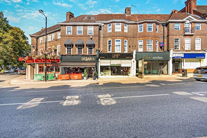 2 Bedroom Flat To Rent In Green Lane, Northwood, HA6