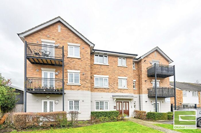 2 Bedroom Flat For Sale In Comet House, New Road, Harlington, Hayes, UB3
