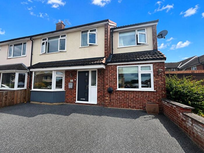 5 Bedroom Semi Detached House For Sale In Mulgrave Drive, Northallerton, North Yorkshire, DL7
