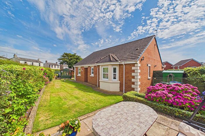 2 Bedroom Detached House For Sale In Hazelgrove, Seaton, CA14