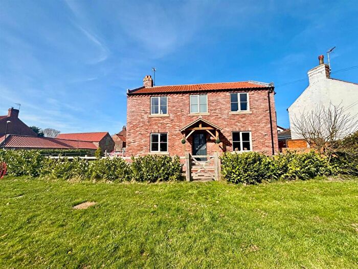 4 Bedroom Property For Sale In Church Lane, Atwick, Driffield, YO25