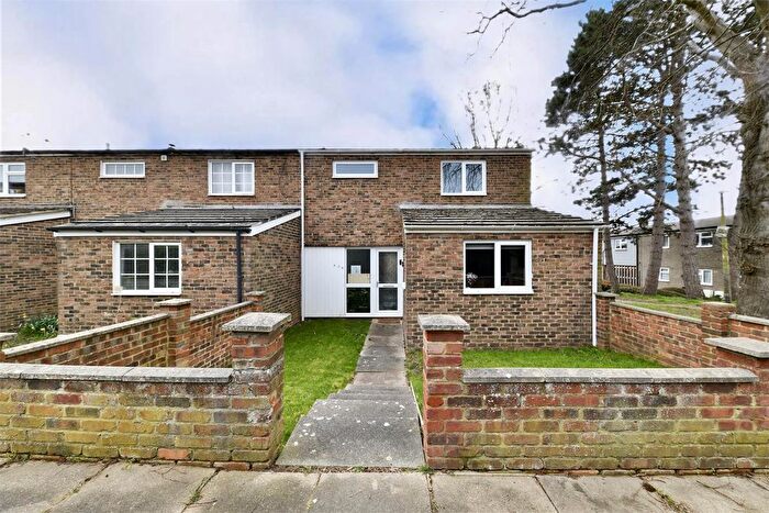 3 Bedroom End Terrace House For Sale In Grace Way, Stevenage, SG1