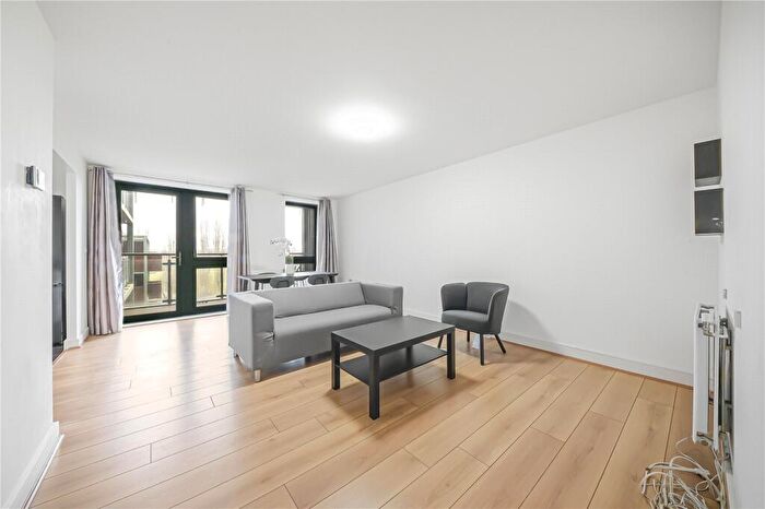 2 Bedroom Flat To Rent In Plamer, Charcot Road, NW9