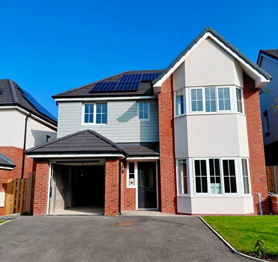 4 Bedroom Property To Rent In Fford Trellan, Glan Conwy, LL28