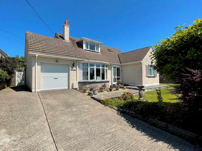 3 Bedroom Property For Sale In 'malva', Ham Lane South, Llantwit Major