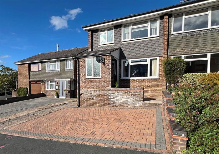 3 Bedroom Semi-Detached House For Sale In Grainger Close, Basingstoke, RG22