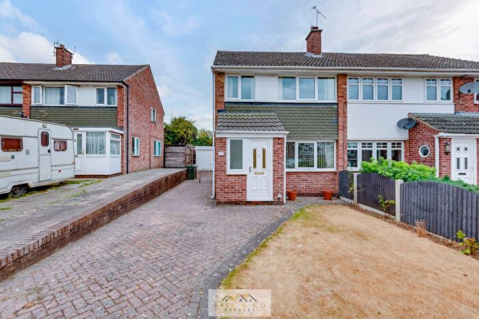 3 Bedroom Semi Detached House For Sale In Park Avenue, North Anston, Sheffield, S25