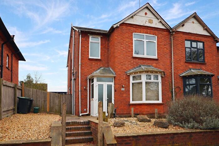 3 Bedroom Semi-Detached House For Sale In Butts Road, Raunds, Northamptonshire, NN9