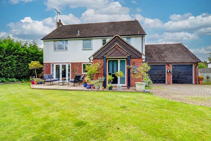 4 Bedroom Detached House For Sale In Mill Lane, Stokenchurch, High Wycombe, HP14