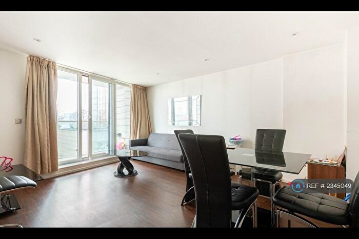 1 Bedroom Flat To Rent In The Oxygen, London, E16