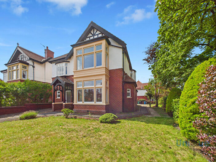 3 Bedroom Apartment For Sale In Bromley Road, Lytham St. Annes, FY8