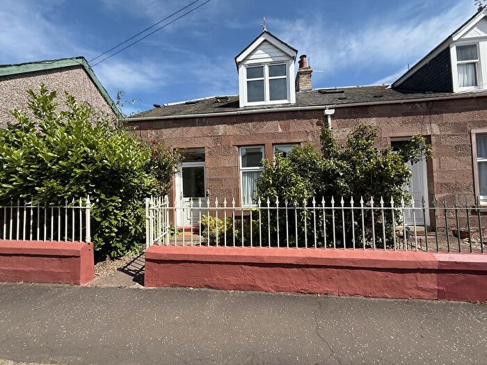 3 Bedroom End Of Terrace House For Sale In Mitchell Square, Blairgowrie, PH10