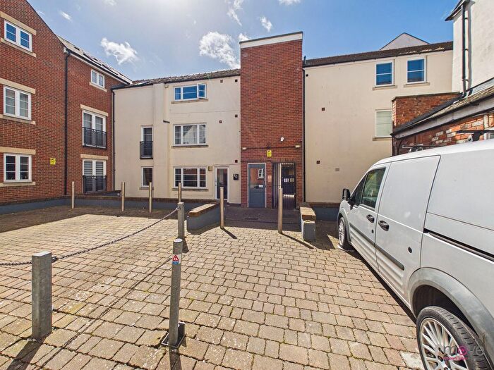 1 Bedroom Flat To Rent In Norfolk Street, Gloucester, GL1