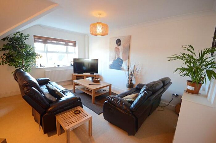 2 Bedroom Flat To Rent In Egerton Gardens, Egerton Court, BH8
