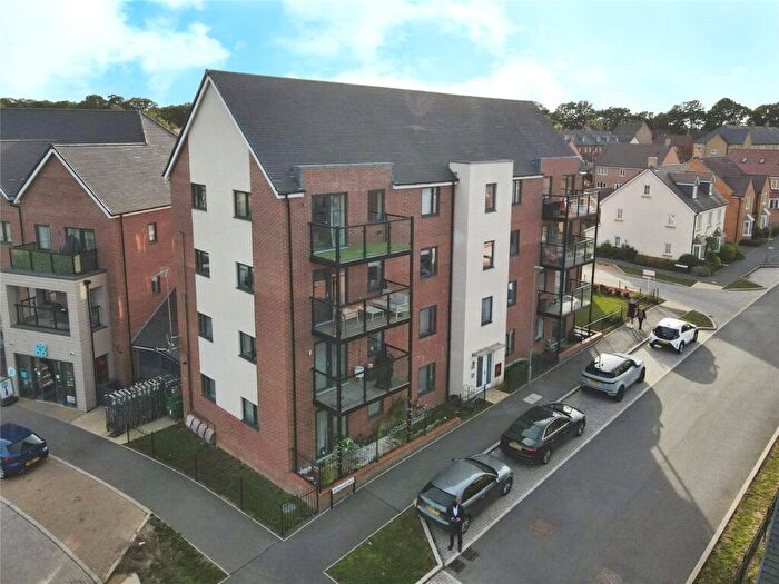 2 Bedroom Apartment For Sale In Whitecastle Way, Kingsmead, Milton Keynes, MK4