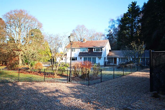 5 Bedroom Detached House To Rent In Linbrook, Ringwood, BH24