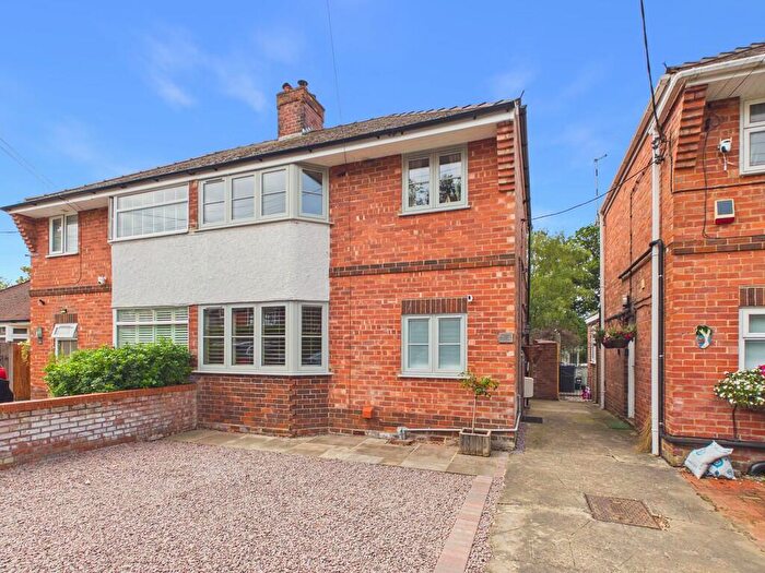 3 Bedroom Semi-Detached House For Sale In Tarleton Avenue, Woodhall Spa, LN10