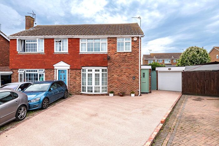 3 Bedroom Semi-Detached House For Sale In Emerald View, Warden, Sheerness, ME12