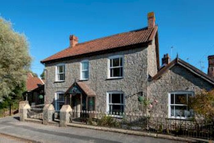4 Bedroom Cottage To Rent In High Street, Winford, BS40