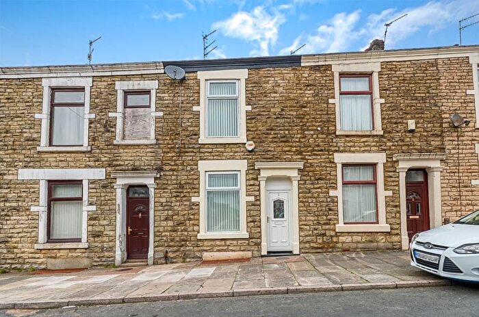 2 Bedroom End Of Terrace House To Rent In Snape Street, Darwen, BB3