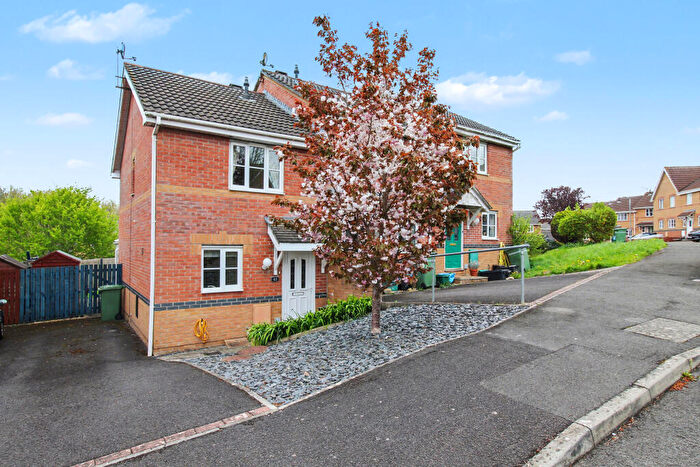 2 Bedroom House For Sale In Moorland Road, Street, BA16