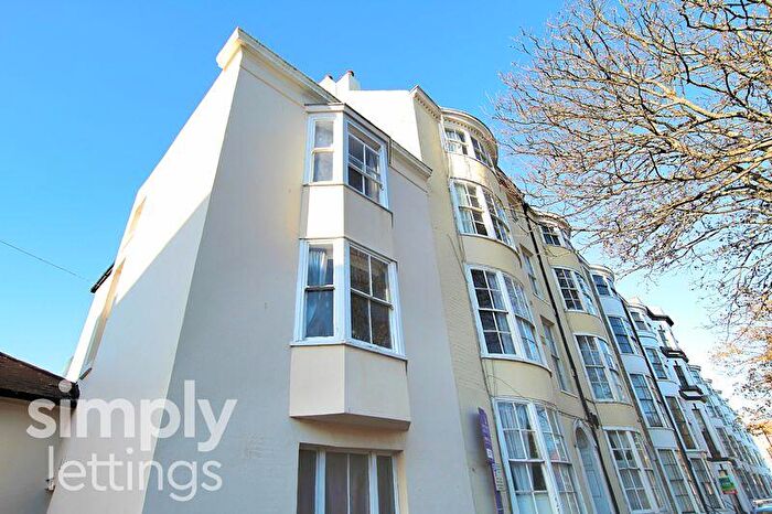 2 Bedroom Flat To Rent In Bedford Row, Worthing, BN11