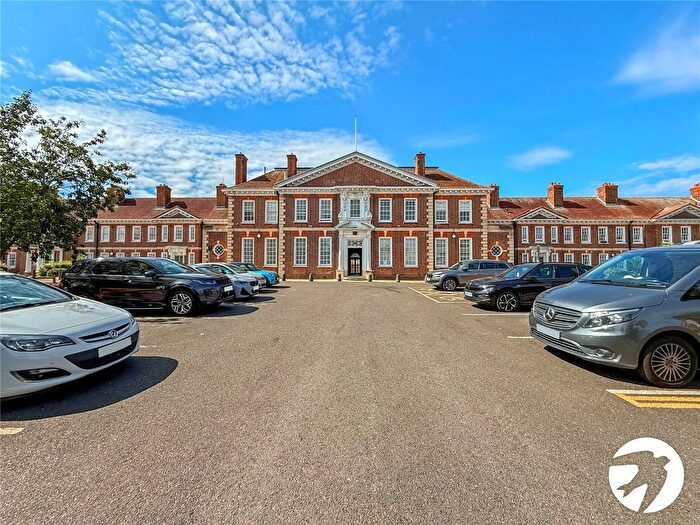 2 Bedroom Flat To Rent In Mottingham Road, London, SE9