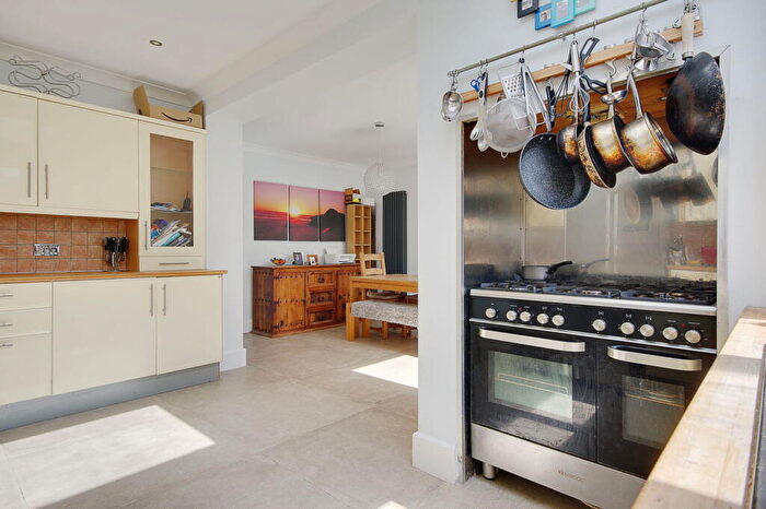 5 Bedroom Detached House For Sale In The Grove, Bournemouth, BH9