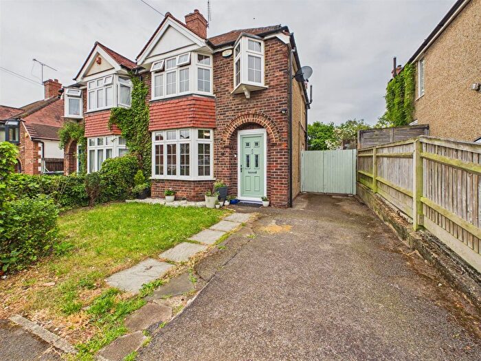 3 Bedroom Semi-detached House For Sale In Osborne Road, Reading, RG30