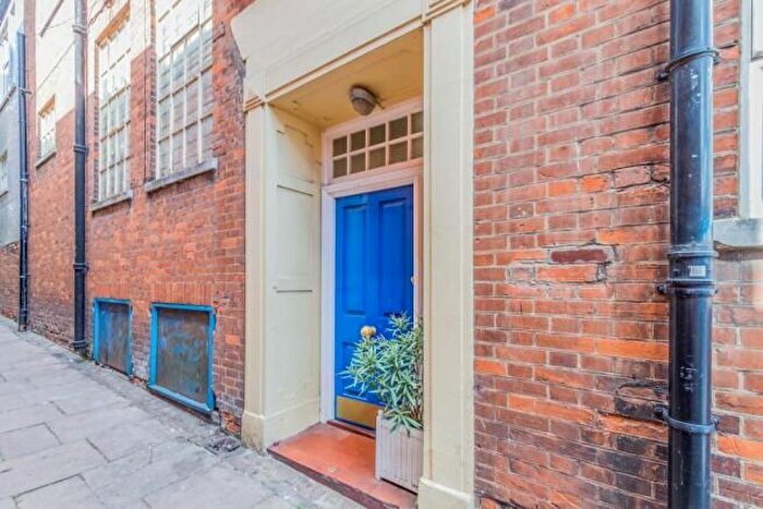 1 Bedroom Apartment For Sale In George Lane, Rochester, Kent, ME1