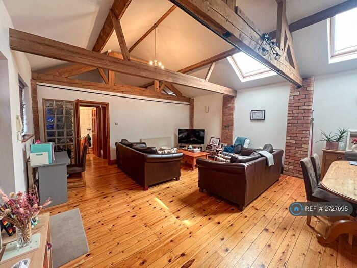 2 Bedroom Flat To Rent In Walnut Street, Leicester, LE2