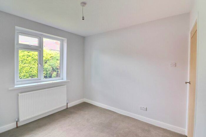 2 Bedroom Semi-Detached Bungalow For Sale In Everard Close, Worsley, Manchester, M28
