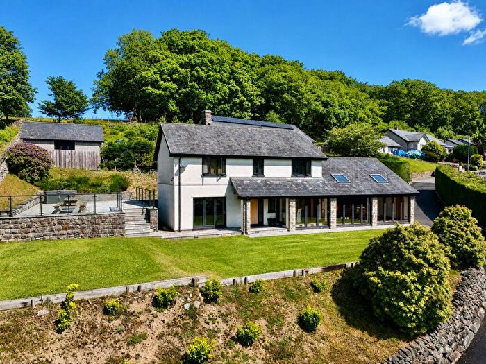 4 Bedroom Detached House For Sale In Garreg Feurig, Dolgellau, LL40