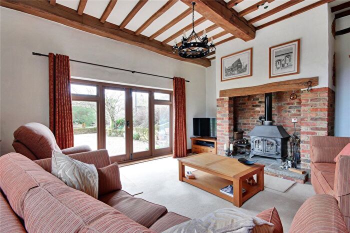 3 Bedroom Detached House For Sale In High House Lane, Hadlow, Tonbridge, Kent, TN11