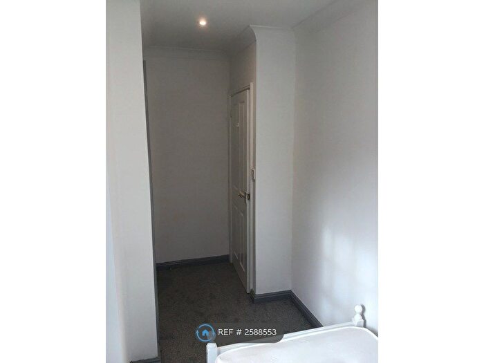 2 Bedroom End Terrace House To Rent In Stour Court, Sandwich, Kent, CT13