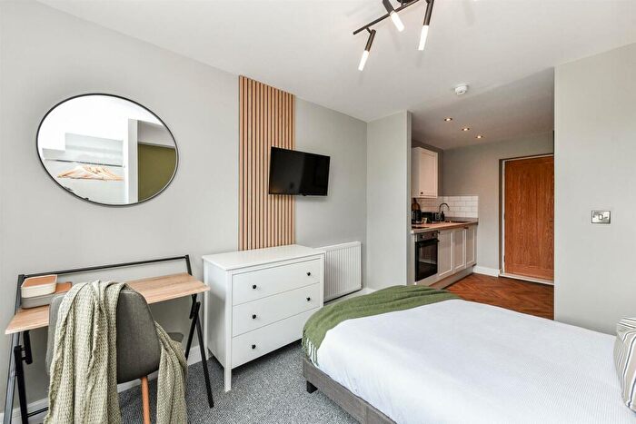 Studio To Rent In Uttoxeter New Road, Derby, DE22