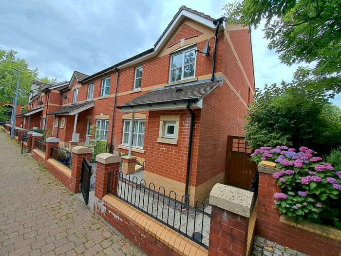 3 Bedroom House To Rent In Clos Afon Llwyd, Pontypool, NP4