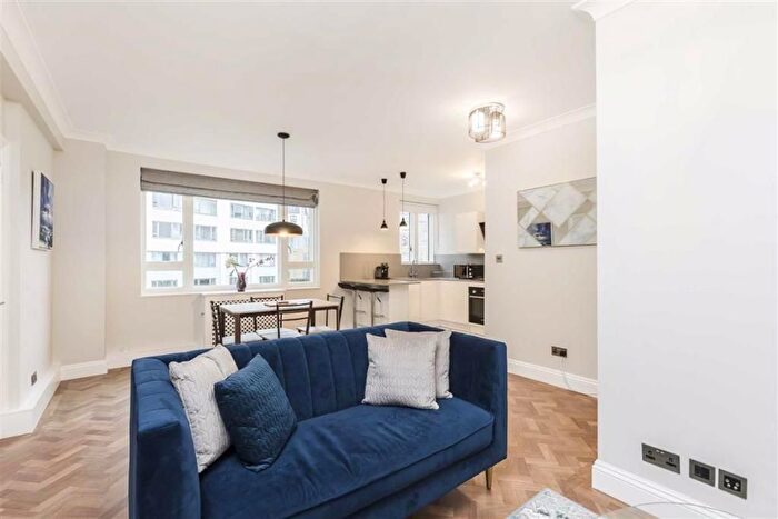 1 Bedroom Flat To Rent In Park Crescent, Marylebone, London, W1B