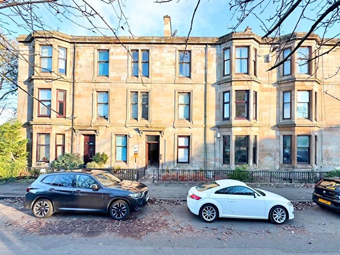 2 Bedroom Flat For Sale In Cessnock Street, Glasgow, G51