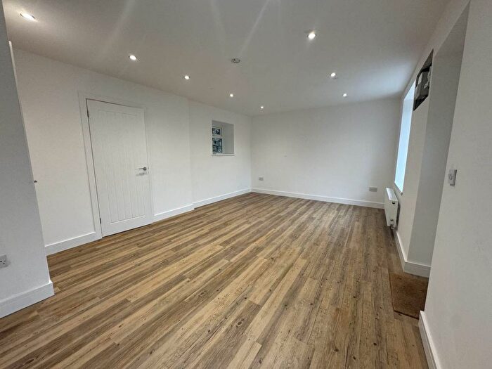 3 Bedroom Semi-Detached House To Rent In Station Row, Tirphil, New Tredegar, NP24