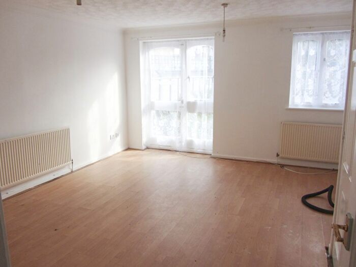 3 Bedroom Terraced House To Rent In Pittman Gardens, Ilford, IG1