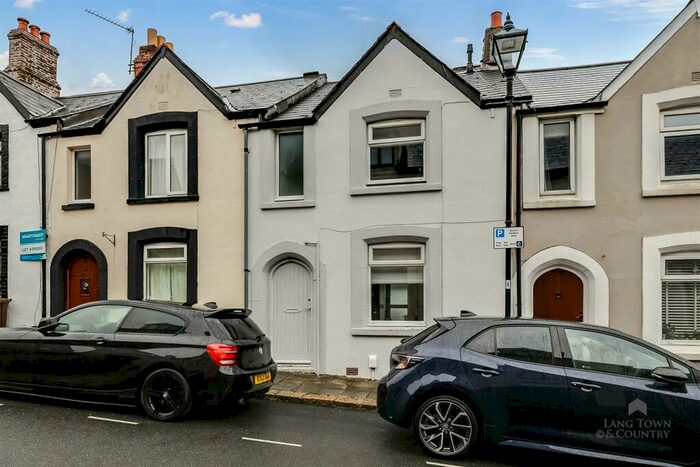 2 Bedroom Terraced House To Rent In Shaftesbury Cottages, Plymouth, PL4